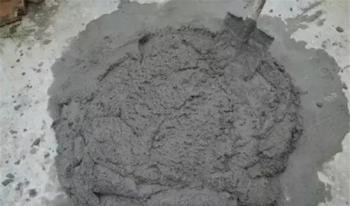 瓷磚膠和水泥哪個(gè)好？看完這篇就不會選錯(cuò)