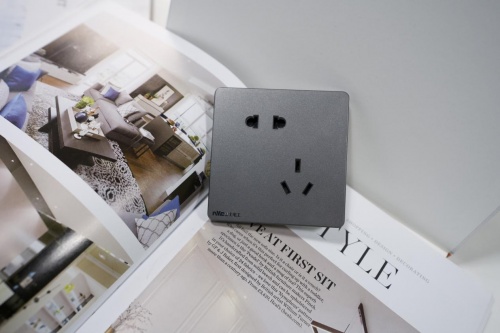 多次行業(yè)權(quán)威認(rèn)可，NVC雷士電工打造專業(yè)電工品牌