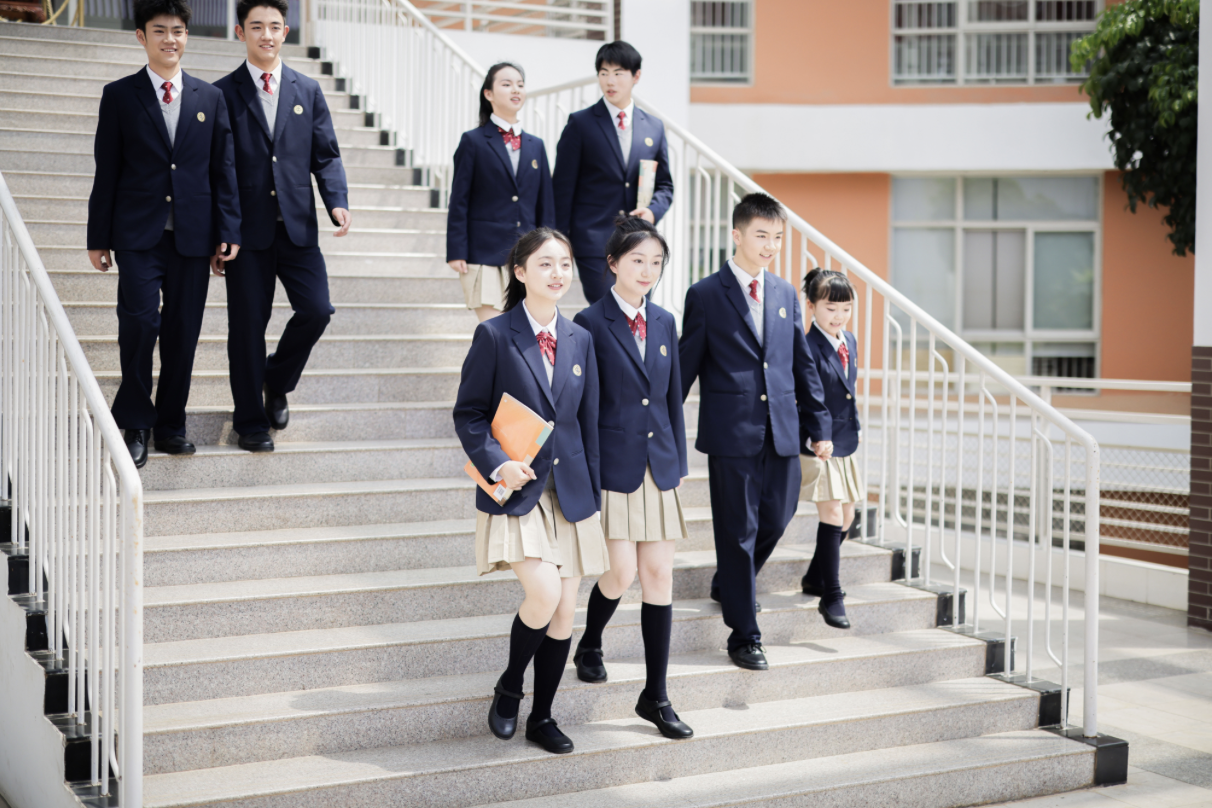 清風拂校園，陽光暖學行！ &mdash;&mdash;2025年校服專項整治以陽光采購促全鏈條規(guī)范