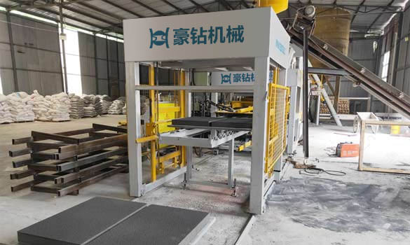 專業(yè)的研發(fā)設(shè)計(jì)團(tuán)隊(duì)